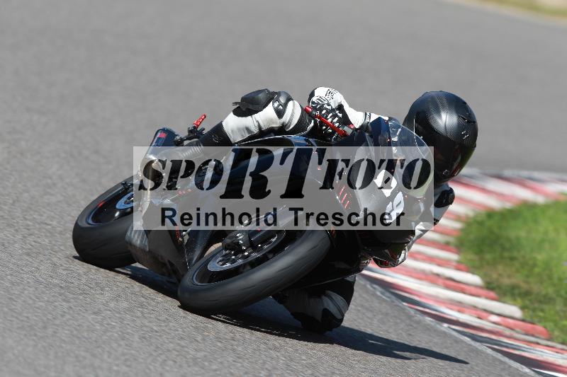 /Archiv-2022/64 19.09.2022.09 Plüss Moto Sport Yamaha Fun Day ADR/Sportfahrer/99